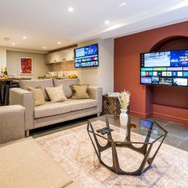 Fantastic 6-bedroom house close to Shrewsbury town - Pass the Keys