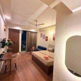 Hazelnut -Expo India centre, hotel in Greater Noida