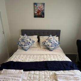Sochi A double bed Room in a nice home