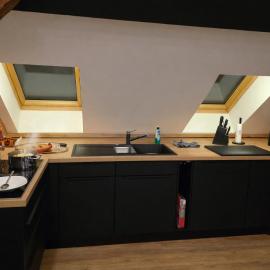 Ferienwohnung NR4 DG Klima, Hotel in Großräschen