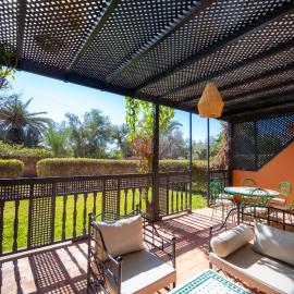 1 Bedroom Apartment with Private Garden, Terrace and Pool