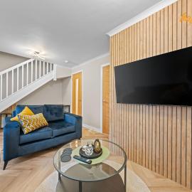 2 Bed Home in Paisley I Sleeps 4