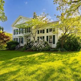 Oak & Anchor Inn, hotel di Penn Yan