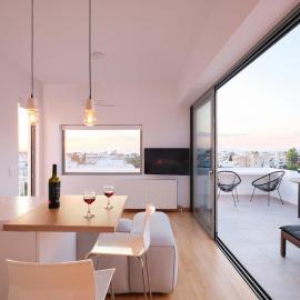 Glyfada Amazing Suite with sea view & jacuzzi