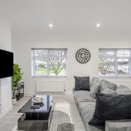 Chic & Cosy 2 Bed Maisonette with Freeparking near Chelmsford City Centre, hotel in Chelmsford