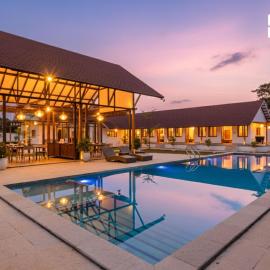 StayVista at Impiana with Jacuzzi, Pet-friendly, WiFi, hotel u gradu 'Karjat'
