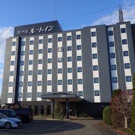 Hotel Route-Inn Yonezawa Ekihigashi: Yonezawa şehrinde bir otel