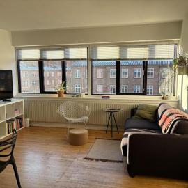 Cozy 2-room apt, close to city center and airport