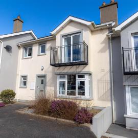 Seacliff Holiday Homes Number 2 by Trident Holiday Homes, hotel in Dunmore East