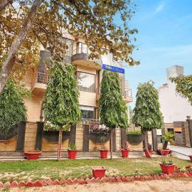 FabHotel Smart Inn-1