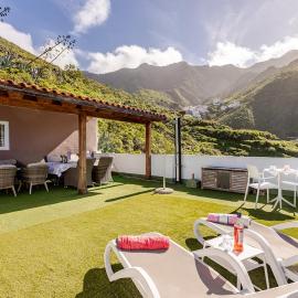 Casa-solarium en la naturaleza