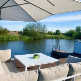 Holiday Home in Wervershoof mit Terrasse und Garten by Interhome, Hotel in Wervershoof