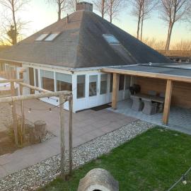 Holiday Home Cottage mit Wallbox by Interhome, hotel in Stavenisse
