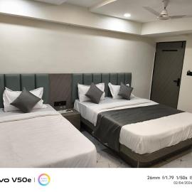Hotel 7 CR, hotel a Ahmedabad