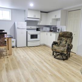 Small comfortable apartment, hotel in Saint-Nazaire