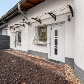 Cozy 2-bed Room With Kitchen W2