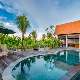 Viesnīca Svadarma Bali Villa by Dhananjaya Hospitality pilsētā Darmasaba