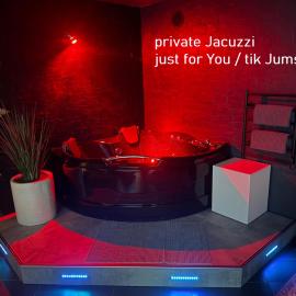 Jacuzzi Cinema Loft, khách sạn ở Kaunas