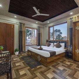 The Hills Station Nest - 4 Bedroom Villa by Splendid Retreat Hotels, hotel in Kasauli