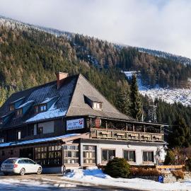 Draxlerhaus, hotel in Hohentauern