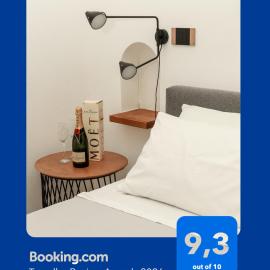 Dislocati BnB - Jacuzzi privata - Cucina - TV60" - Minimal Luxury – hotel w mieście Marigliano