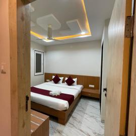 Hotel LOTO Central Ujjain Railway Station