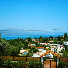 Sea view house I, hotel en Dhílesi