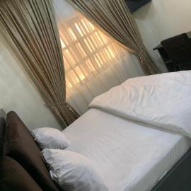 Orchad hotel & Suites, hotel sa Mama