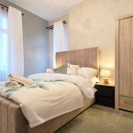 3 bedroom modern newly renovated house in Preston, Hotel in Preston
