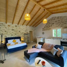 Casa Diatsenta, hotel u gradu Bogdanátika