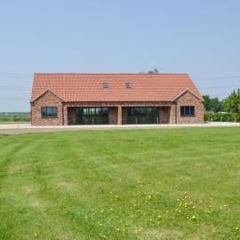 Lucy's Lodge - Ukc2202, hotel in Doddington