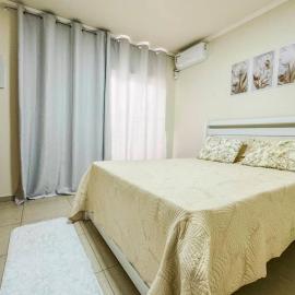 Flat residencial | 2 quartos com ar e garagem, hotel in Ourinhos