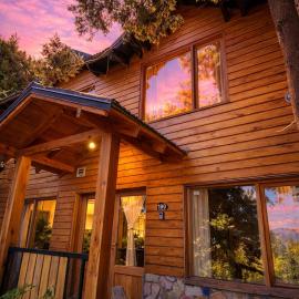 Casa Cabaña de Alquiler Turístico para Vacacionar con Familia o Amigos en San Martin de los Andes Capacidad 6 más 2 Personas