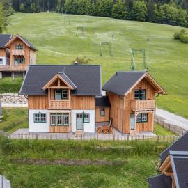 Chalet in Grundlsee near Ski Slopes