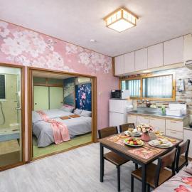 3min from station 35m2 4people private house rental 3beds 11min Ikebukuro 18min Shinjuku 22min Shibuya Englishspeaking staff available