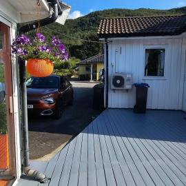 Charming and cozy house in Vindafjord, hotel Dørheim városában