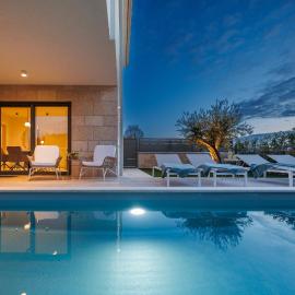 New 2026 Casa MARE Malinska with private heated pool