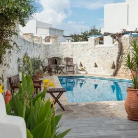 Hotel Aegeon, מלון בפריקיה