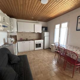 GU000-06D Maison 2 pièces - 2 couchages LA GUERINIERE