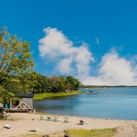 Waterfront Rockwood Resort with Private Beach and BBQ