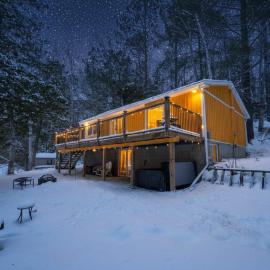 Spa by Lake Edja - Chalet Yellow Mellow, ξενοδοχείο σε Messines
