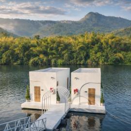 Heaven Raft Erawan Floating Resort Romantic River View, hotel en Ban Mong Lai