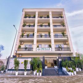 Dwellr Luxury Stays - Golf Course Road