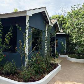 Esther Villas Home, hotel u gradu Boma la Ngombe