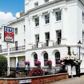 Anglesey Hotel, hotel din Gosport