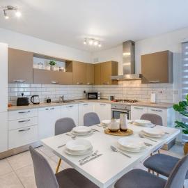 New Spacious 1BR in Central Malta by SF Homes, hotel in Birkirkara