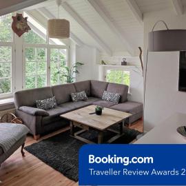 Tolle Ferienwohnung in Prien am Chiemsee, hotel in Prien am Chiemsee