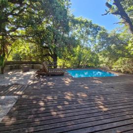 Visgraat N15, hotel u gradu KwaMazambane