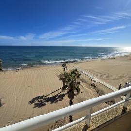First line apartment with amazing views La Mata Torrevieja, hotell i La Mata