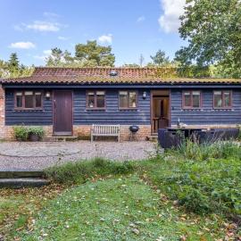3 Bed in Briston oc-1167